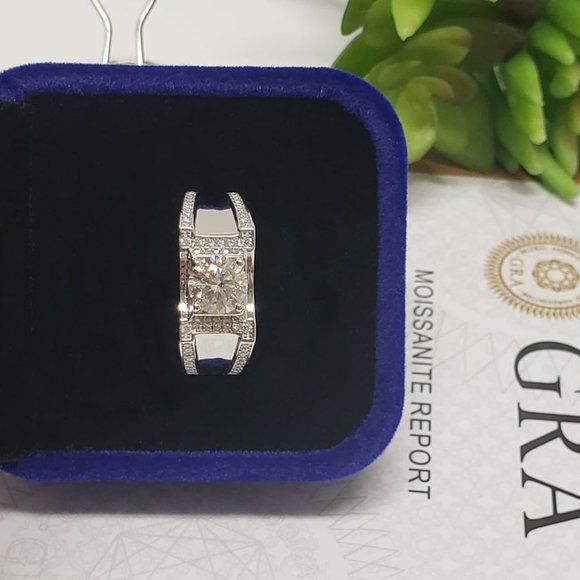 1 Carat Moissanite Men Engagement Ring 925 Sterling Silver Wedding Band D-FL - Picture 4 of 6